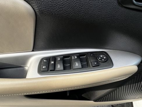 Used 2014 Dodge Journey American Value Package w/ Flexible Seating Group image 14