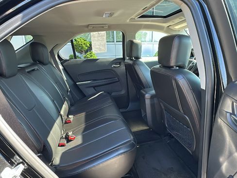 Used 2017 Chevrolet Equinox Premier w/ Enhanced Convenience Package AWD/4WD image 26
