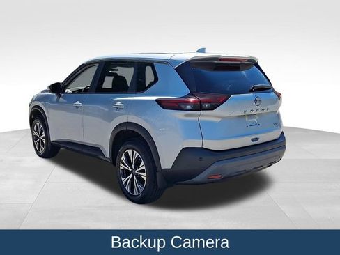 Used 2023 Nissan Rogue SV FWD image 5
