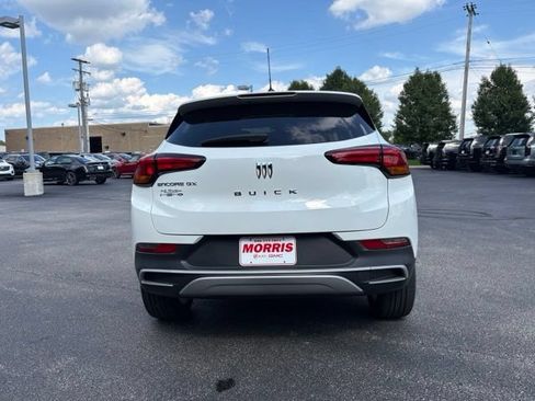 Used 2024 Buick Encore GX Preferred w/ Comfort Package FWD image 4