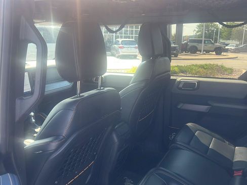 Used 2023 Ford Bronco Badlands AWD/4WD image 17