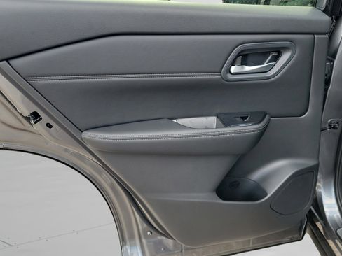 New 2026 Nissan Rogue SV image 30