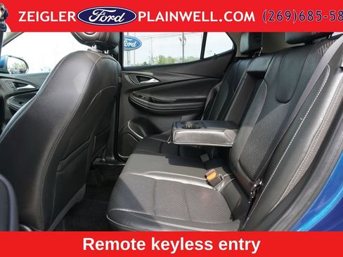 Used 2021 Buick Encore GX Essence w/ Advanced Technology Package AWD/4WD image 12
