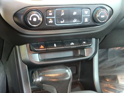 Used 2017 Chevrolet Colorado LT w/ LT Convenience Package AWD/4WD image 20