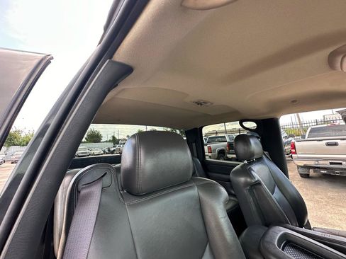 Used 2004 Chevrolet Silverado 2500 LT w/ Skid Plate Package AWD/4WD image 52