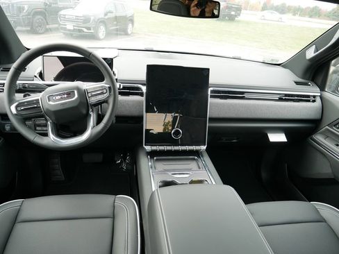 New 2026 GMC Sierra EV Elevation image 9