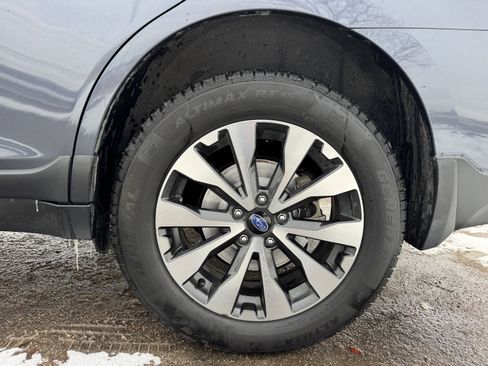 Used 2017 Subaru Outback 2.5i Limited image 17