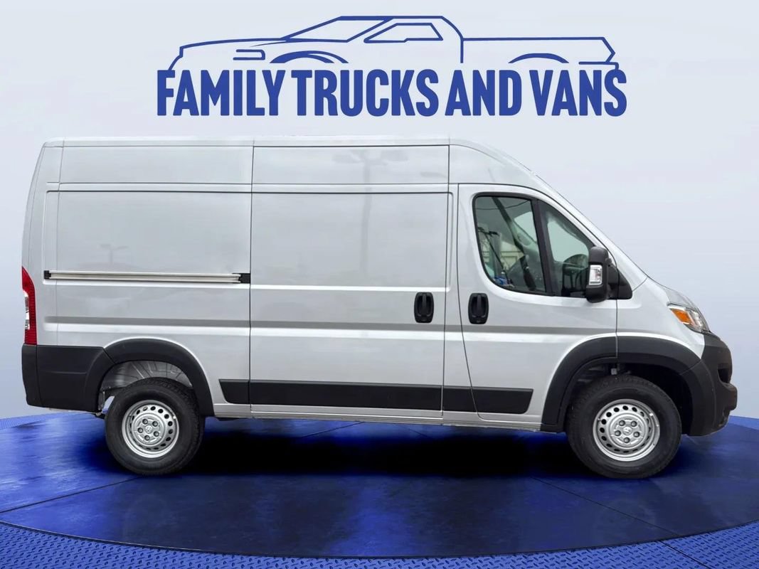 Used 2026 RAM ProMaster 1500 w/ Safety Group FWD image 6