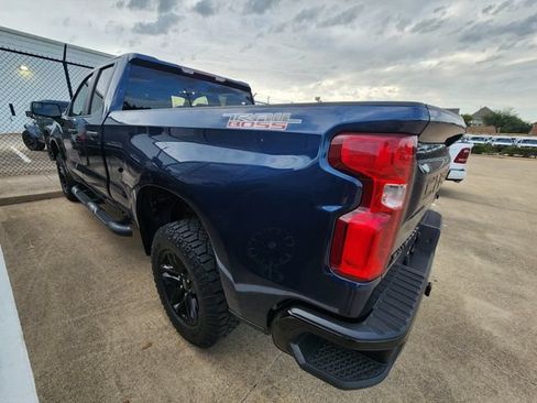 Used 2020 Chevrolet Silverado 1500 Custom Trail Boss w/ Custom Convenience Package AWD/4WD image 6