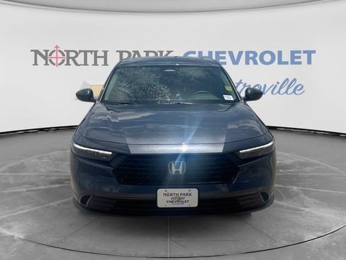 Used 2024 Honda Accord EX image 2