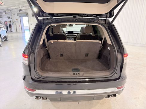 Used 2023 Lincoln Aviator Reserve w/ Equipment Group 201A image 29