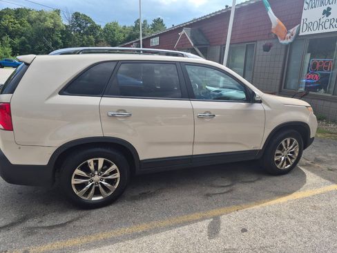 Used 2011 Kia Sorento EX w/ Premium Pkg AWD/4WD image 5
