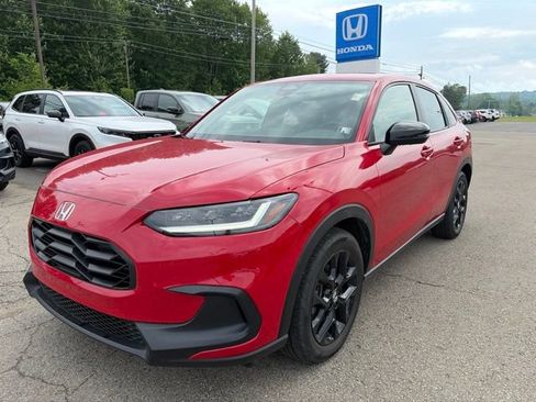 Used 2025 Honda HR-V Sport image 4