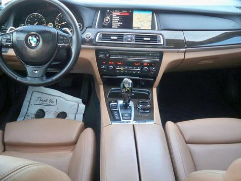Used 2015 BMW 750i xDrive image 6