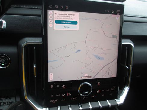 Certified 2025 GMC Acadia Elevation image 24