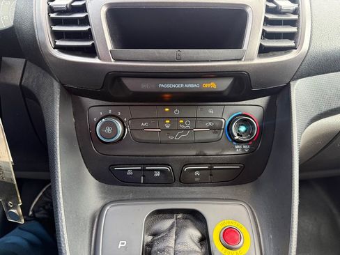 Used 2020 Ford Transit Connect XL image 19