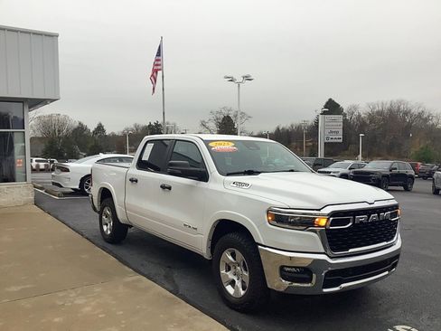 Certified 2025 RAM 1500 Big Horn image 4