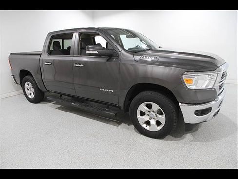 Used 2019 RAM 1500 Big Horn AWD/4WD image 1