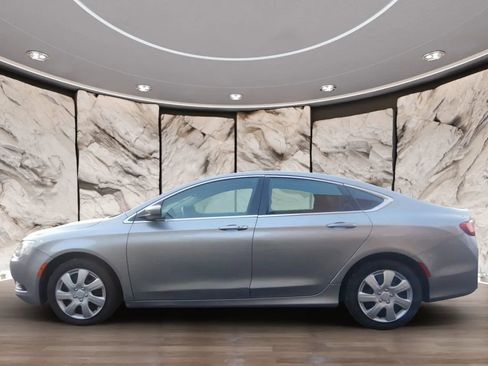 Used 2015 Chrysler 200 LX image 9