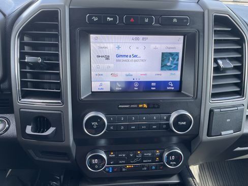 Used 2021 Ford Expedition XLT AWD/4WD image 19