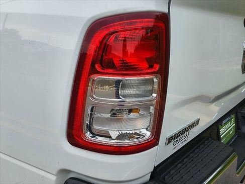 Certified 2022 RAM 2500 Big Horn w/ Snow Chief Group AWD/4WD image 8
