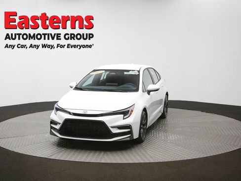 Used 2025 Toyota Corolla SE image 53