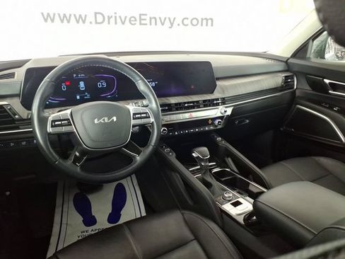 Used 2024 Kia Telluride EX w/ EX Captain's Chair Package AWD/4WD image 10