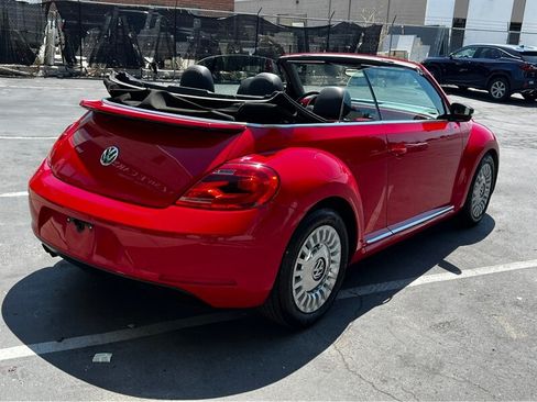 Used 2016 Volkswagen Beetle 1.8T S FWD image 7