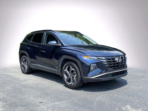 Used 2022 Hyundai Tucson SEL w/ Cargo Package AWD/4WD image 2