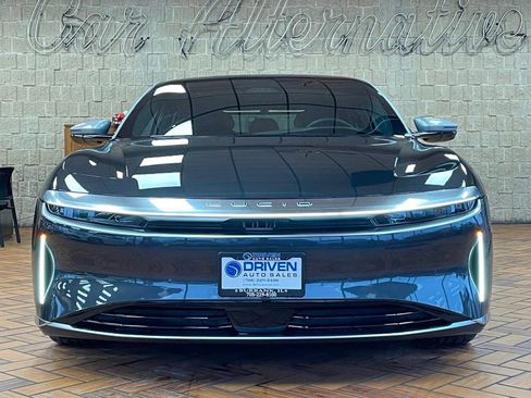 Used 2023 Lucid Air Grand Touring image 3