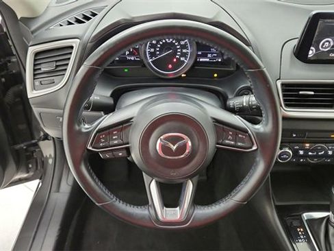 Used 2018 MAZDA MAZDA3 Touring image 20