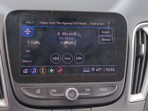 Used 2025 Chevrolet Malibu LT FWD image 16