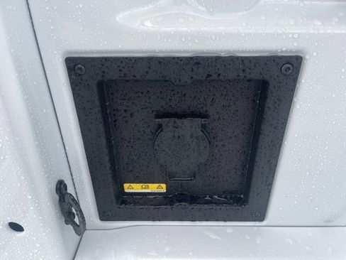 New 2025 Ford F150 XLT w/ Equipment Group 302A MID image 8