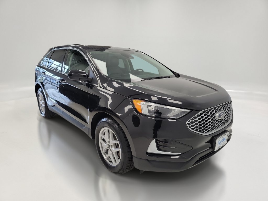 Used 2024 Ford Edge SEL AWD/4WD image 3