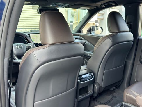 Used 2024 Lexus TX 350 AWD w/ Technology Package image 37