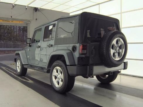 Used 2014 Jeep Wrangler Unlimited Sahara w/ Connectivity Group image 4