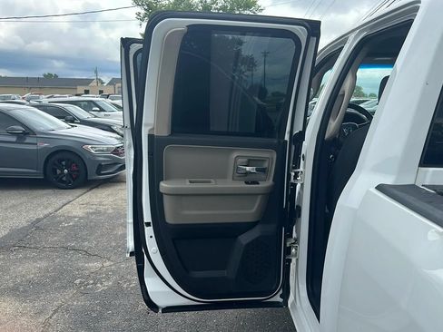 Used 2012 RAM 1500 Classic SLT AWD/4WD image 10