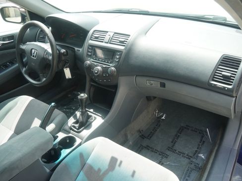 Used 2004 Honda Accord LX image 37