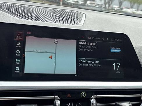 Used 2020 BMW 330i xDrive Sedan AWD/4WD image 32