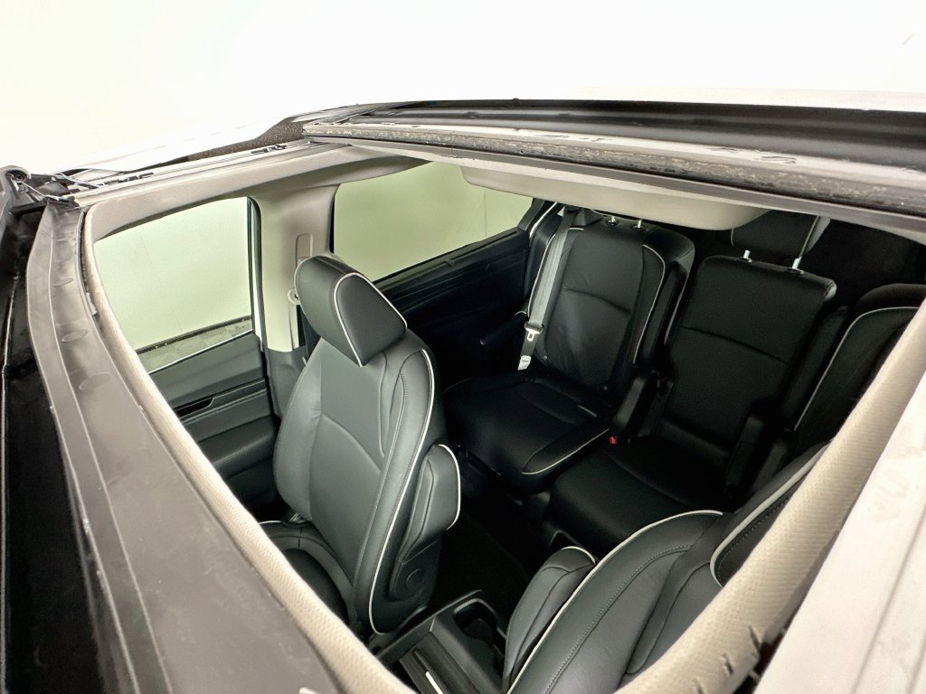 Certified 2026 Honda Odyssey Touring image 21