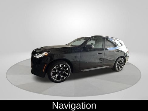 Used 2025 BMW X3 xDrive30i AWD/4WD image 3
