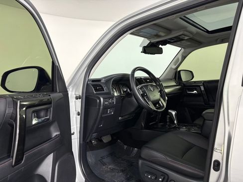 Used 2023 Toyota 4Runner TRD Off-Road Premium w/ Moonroof Package AWD/4WD image 9