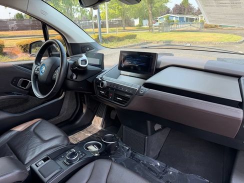 Used 2014 BMW i3 RWD image 34