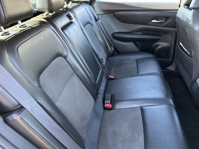 Used 2024 Nissan Ariya FWD image 36
