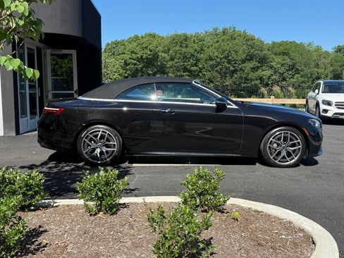 Used 2023 Mercedes-Benz E 450 4MATIC Cabriolet image 11