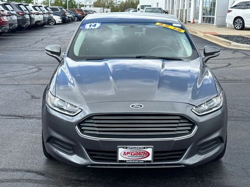 Used 2014 Ford Fusion SE FWD image 5