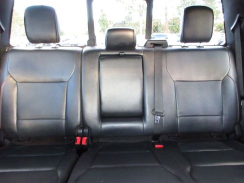 Used 2023 Ford F250 Lariat w/ Sport Appearance Package image 25