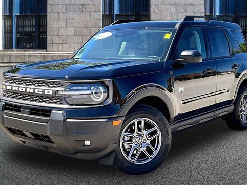 Used 2025 Ford Bronco Sport Big Bend w/ Convenience Package AWD/4WD image 2