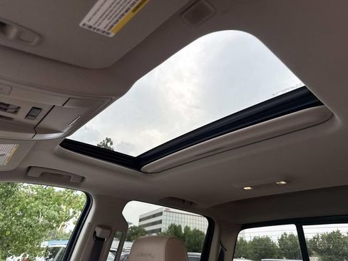 Used 2017 GMC Sierra 1500 Denali w/ Denali Ultimate Package AWD/4WD image 21