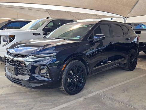 Used 2021 Chevrolet Blazer RS w/ Enhanced Convenience Package FWD image 3